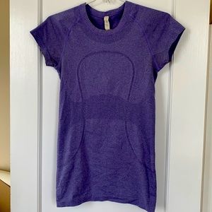Lululemon heathered purple swiftly size 4.